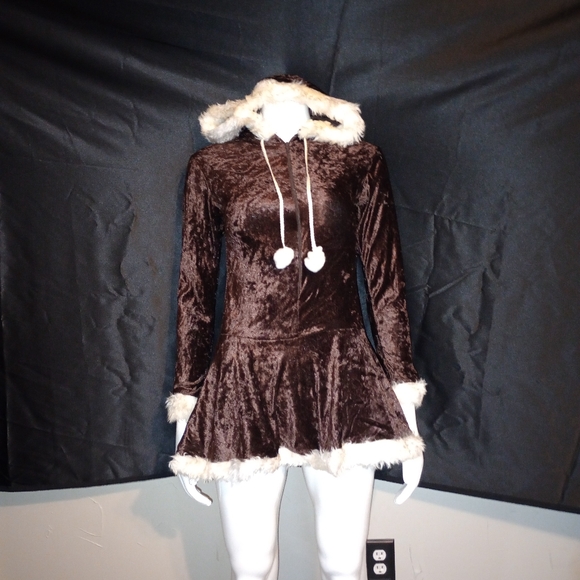 Santa's Little Helper Costume - Picture 1 of 2